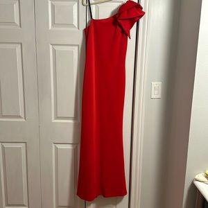 Avery Size 10 red dress